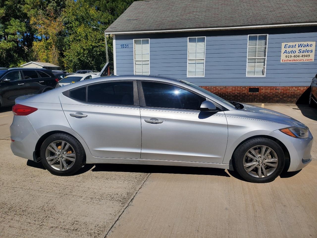 Hyundai Elantra SE Sedan 2017