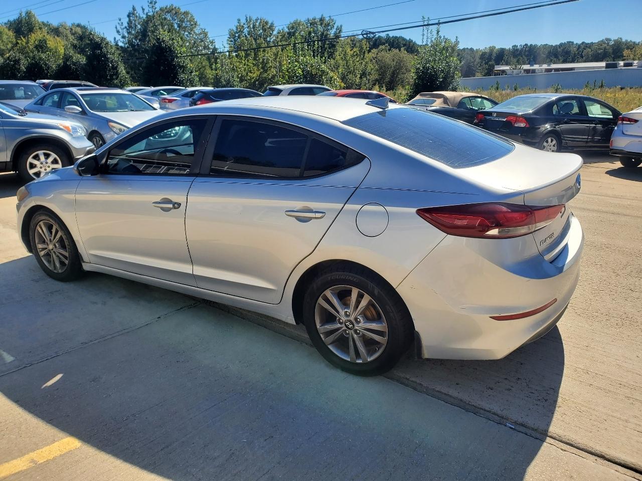 Hyundai Elantra SE Sedan 2017