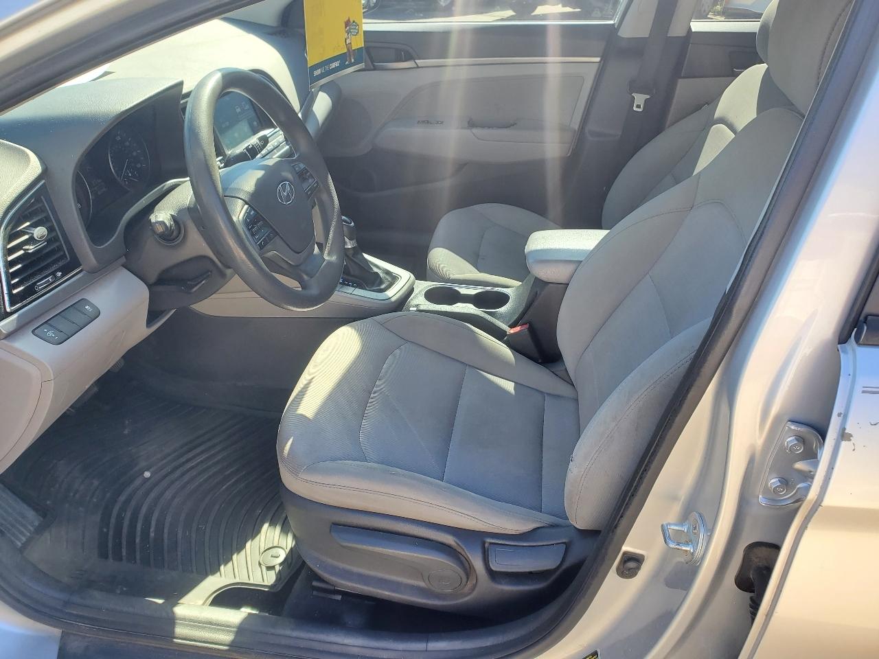 Hyundai Elantra SE Sedan 2017