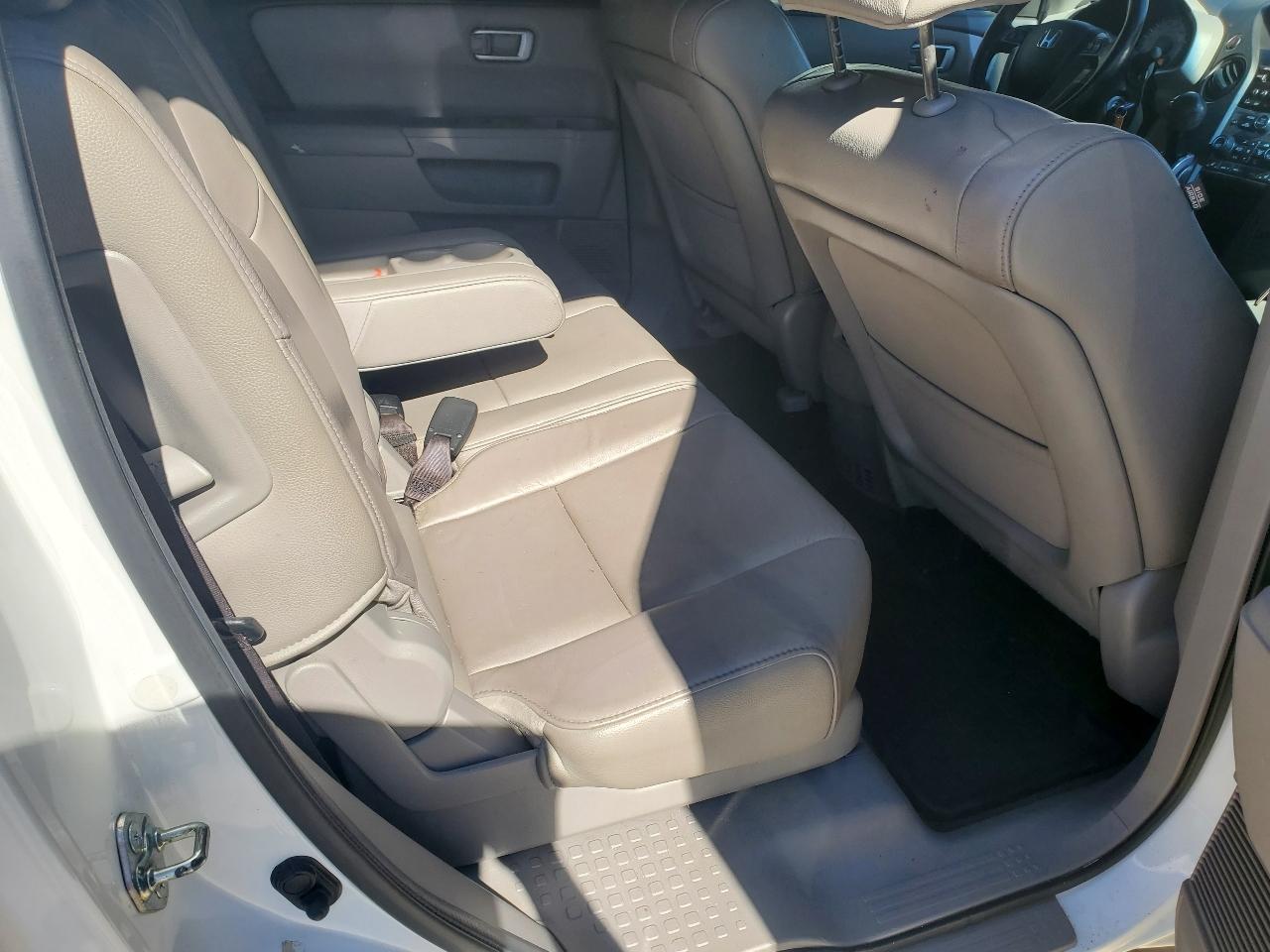 Honda Pilot EX-L 2WD 5-Spd AT 2013