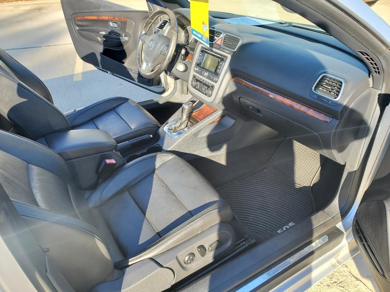 Volkswagen Eos Lux 2012