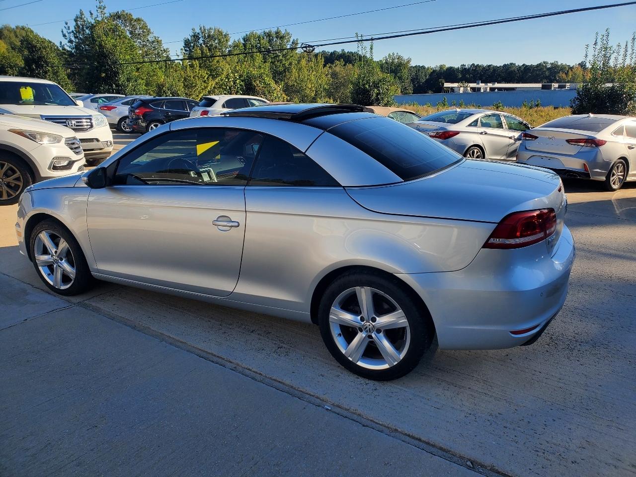 Volkswagen Eos Lux 2012