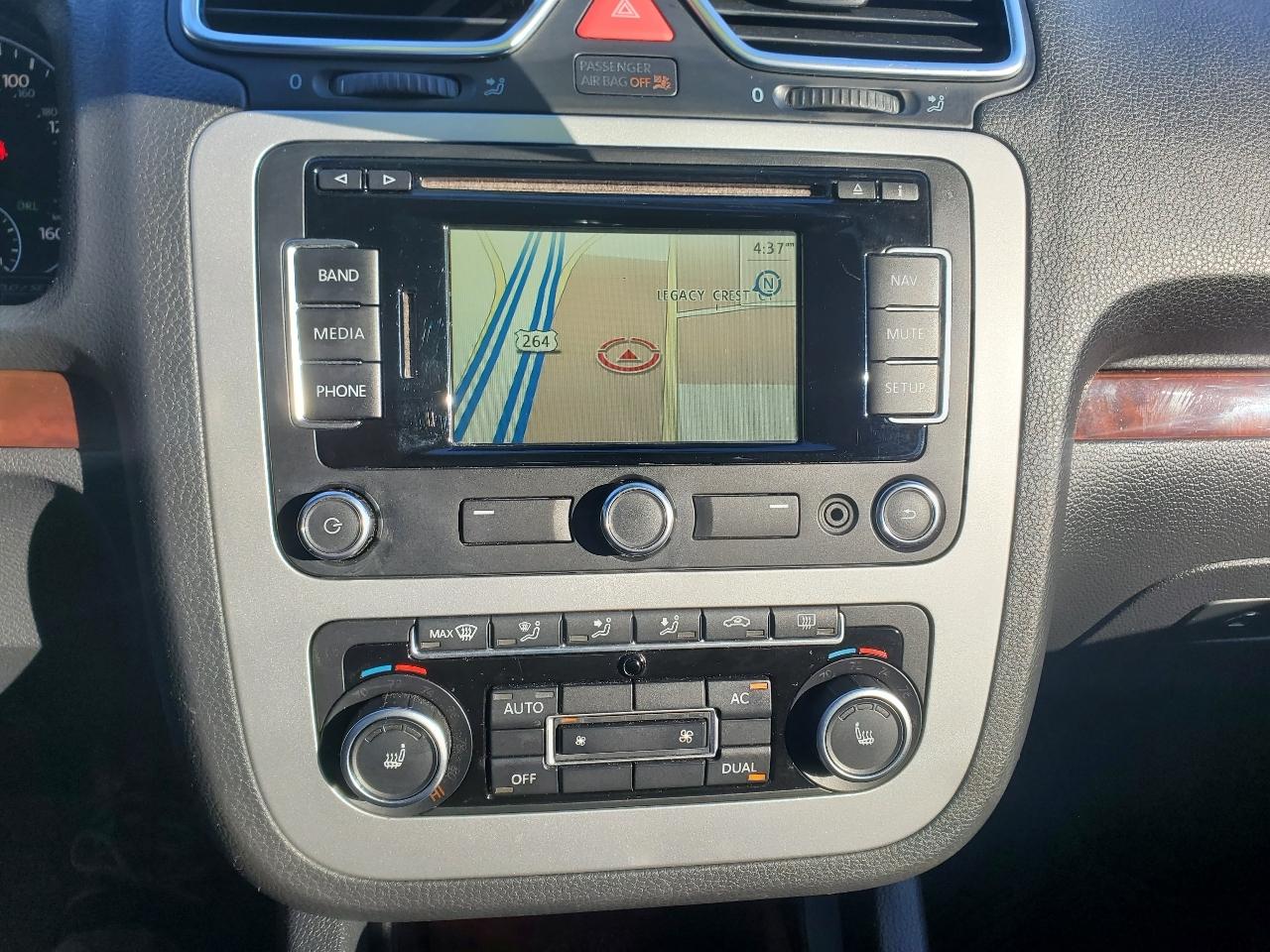 Volkswagen Eos Lux 2012