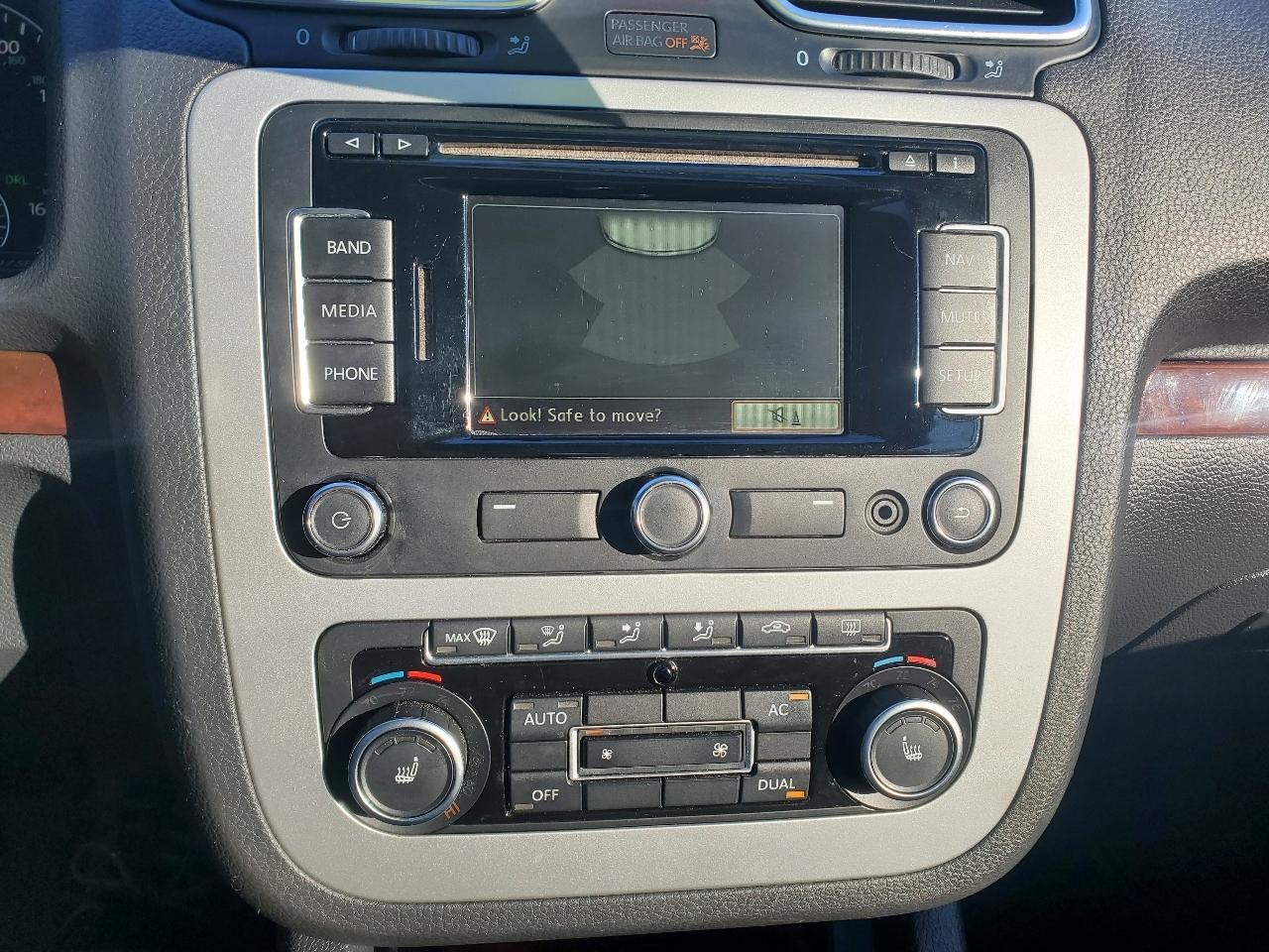 Volkswagen Eos Lux 2012