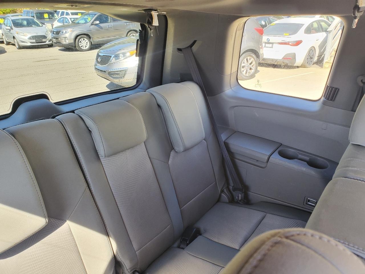 Honda Pilot LX 4WD 5-Spd AT 2014