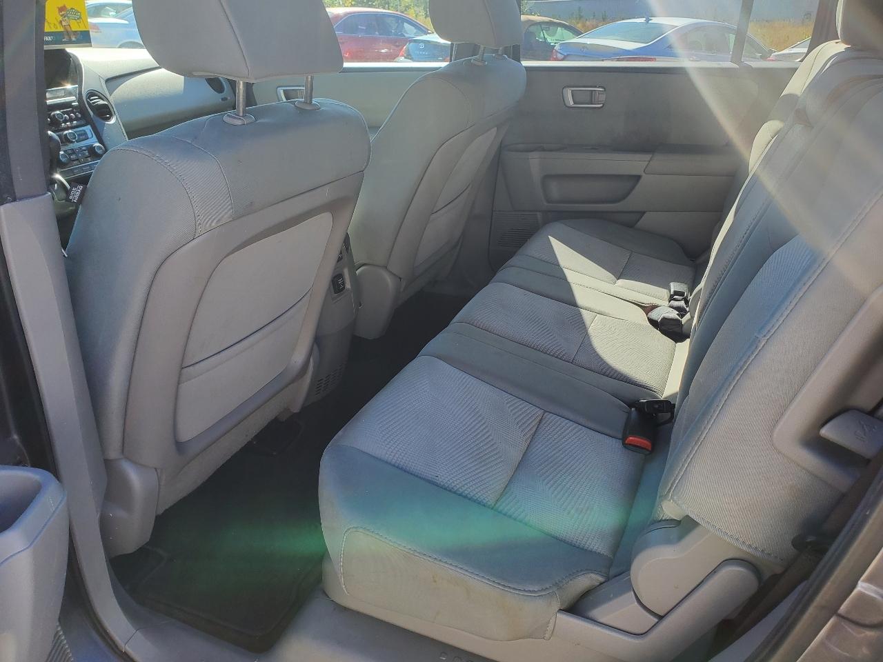 Honda Pilot LX 4WD 5-Spd AT 2014