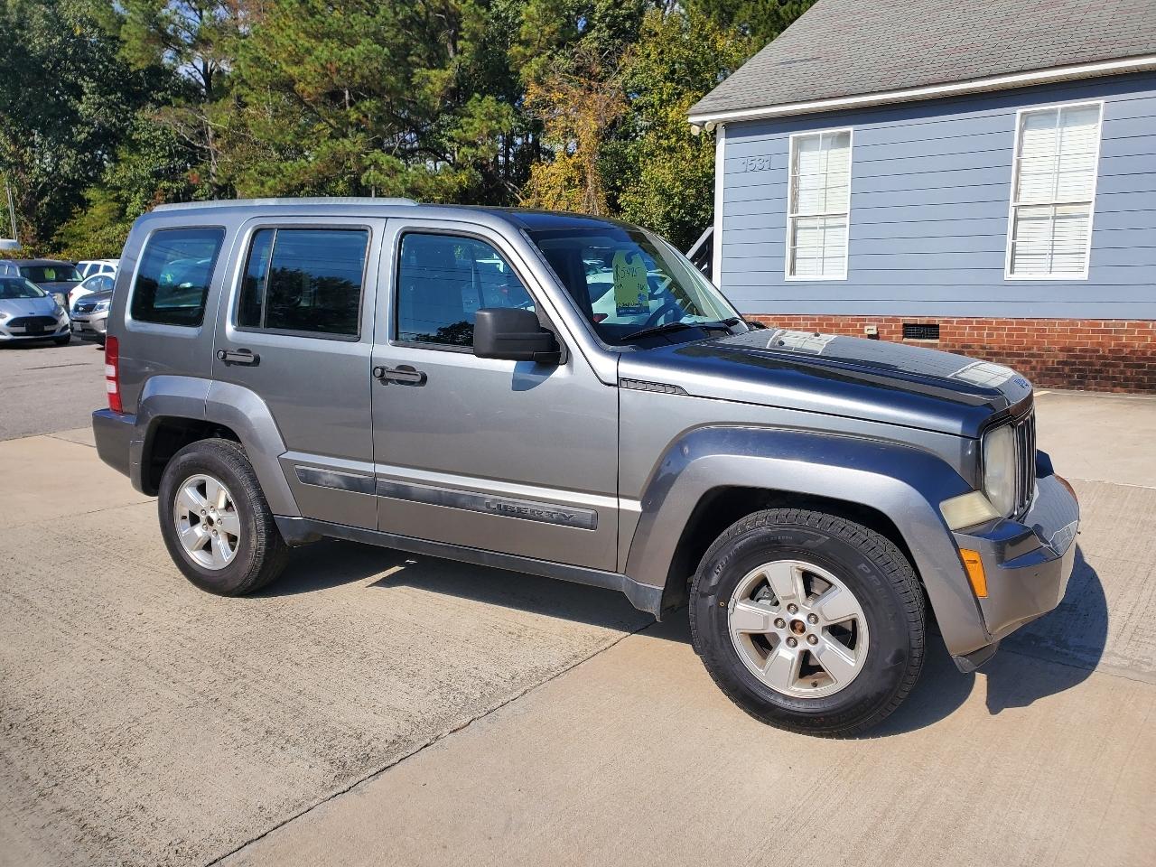 Jeep Liberty Sport 4WD 2012