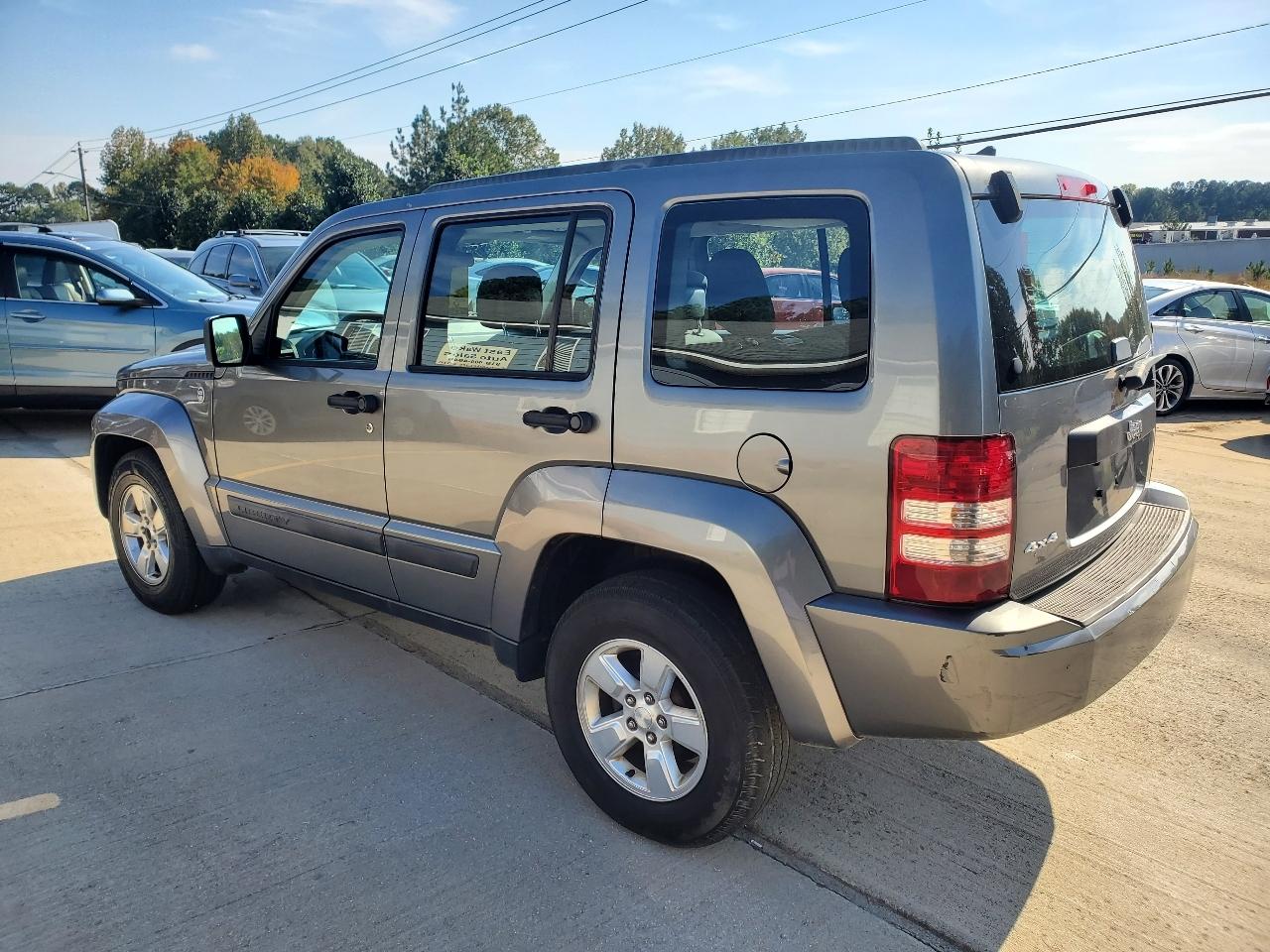 Jeep Liberty Sport 4WD 2012