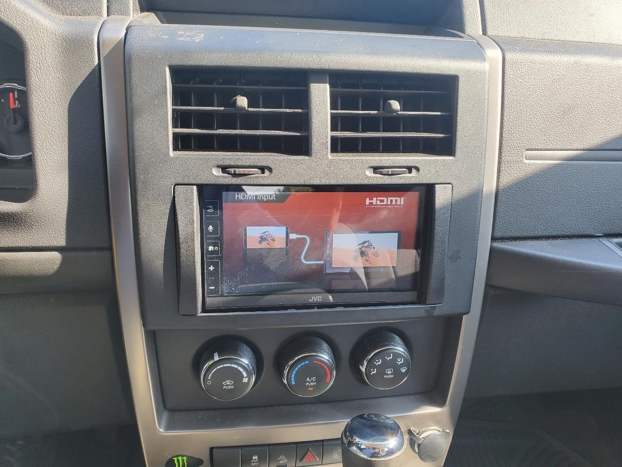 Jeep Liberty Sport 4WD 2012