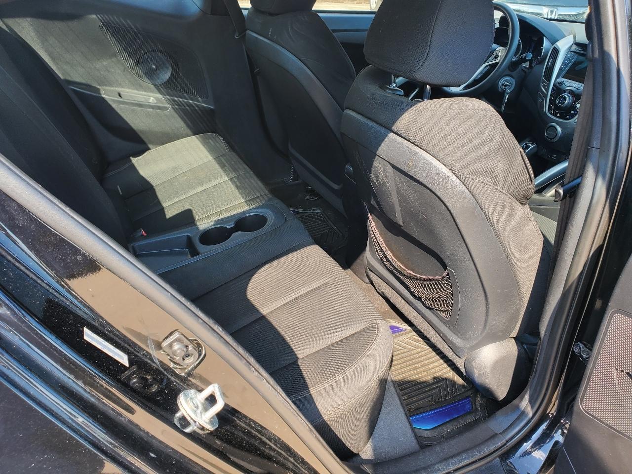Hyundai Veloster 3dr Cpe Auto w/Tech 2015