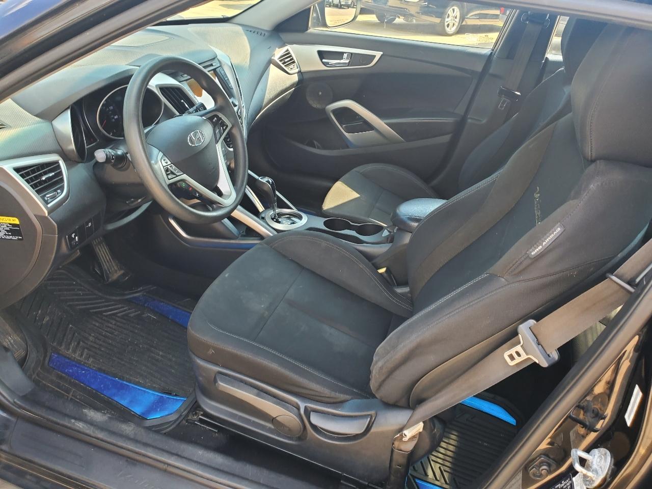 Hyundai Veloster 3dr Cpe Auto w/Tech 2015