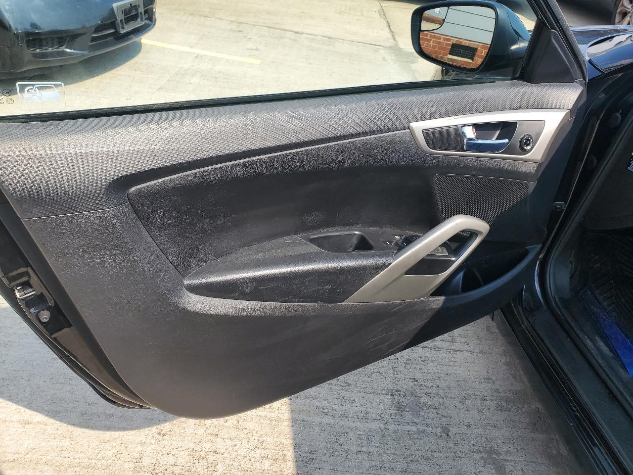 Hyundai Veloster 3dr Cpe Auto w/Tech 2015
