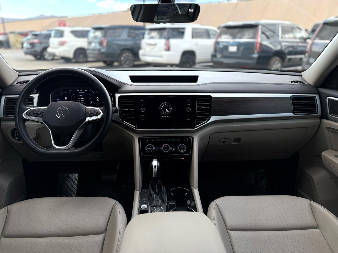 Volkswagen Atlas 3.6L V6 SE w/Technology 4MOTION 2022 Volkswagen Atlas 3.6L V6 SE w/Technology 4MOTION 2022