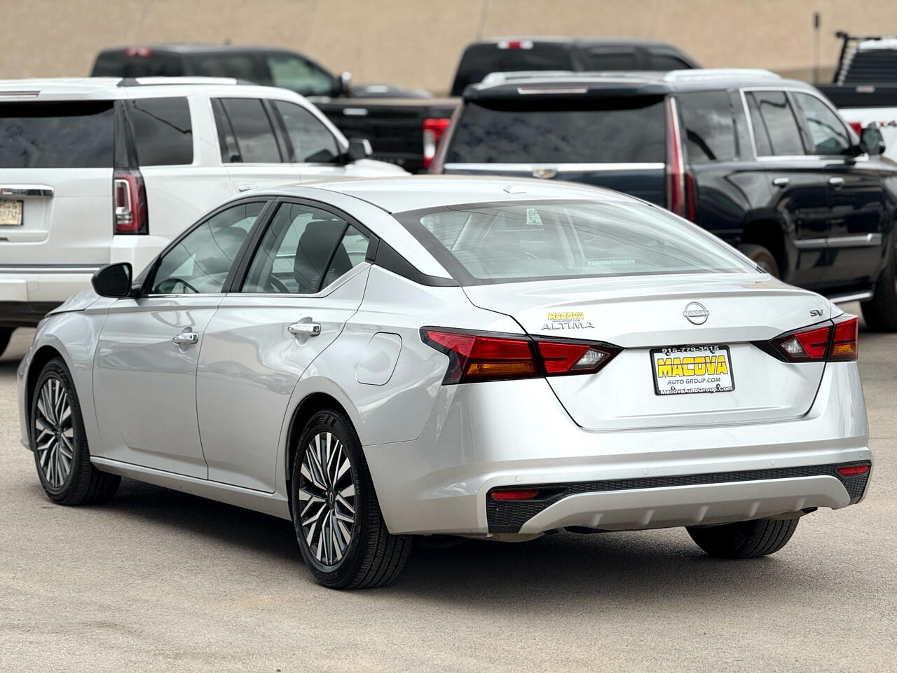 2024 Nissan Altima 2.5 SV photo 5