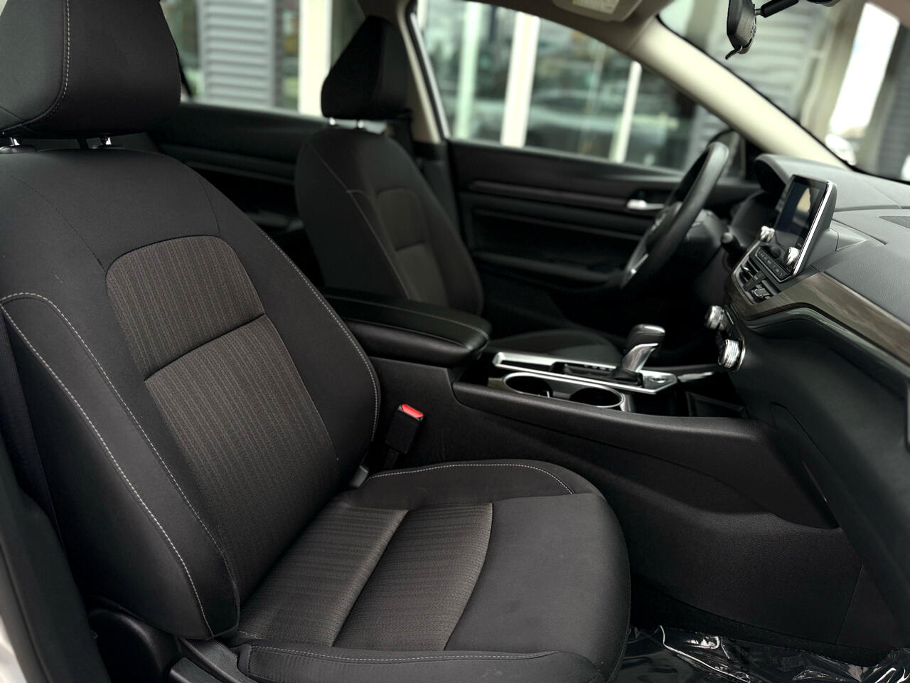 2024 Nissan Altima 2.5 SV photo 13
