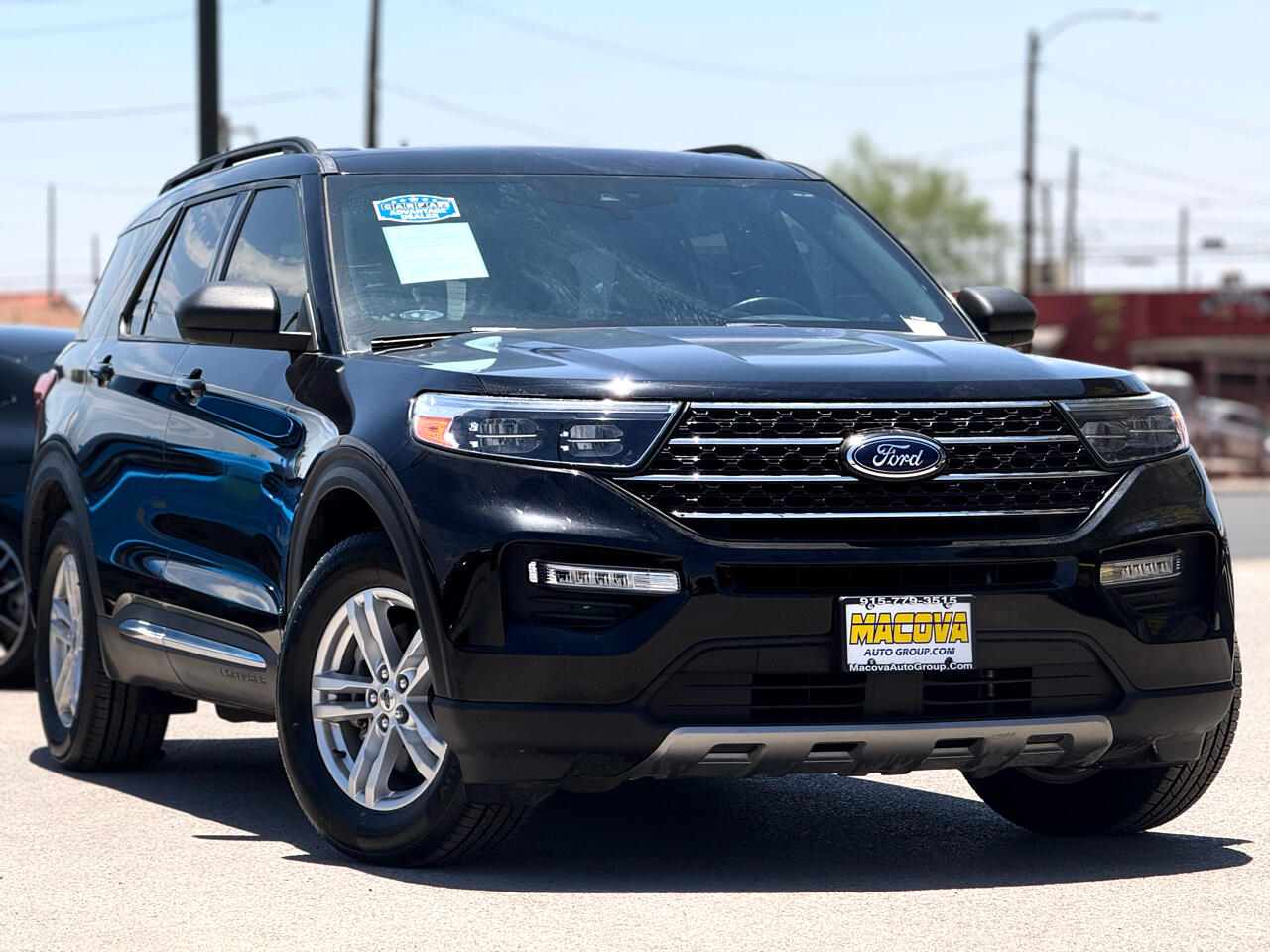 2020 Ford Explorer XLT photo 2