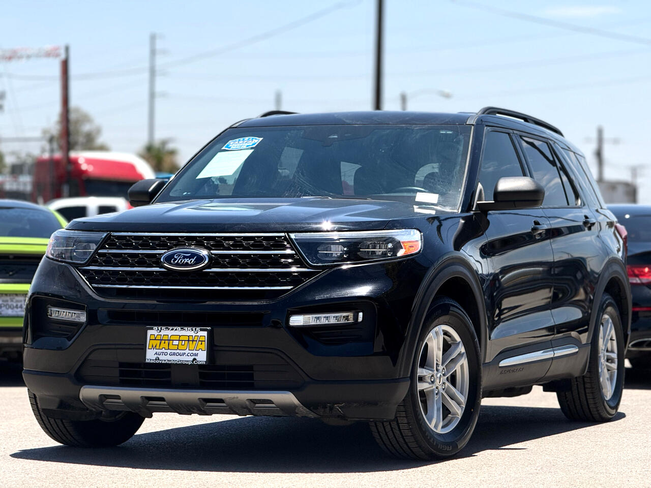 2020 Ford Explorer XLT photo 3