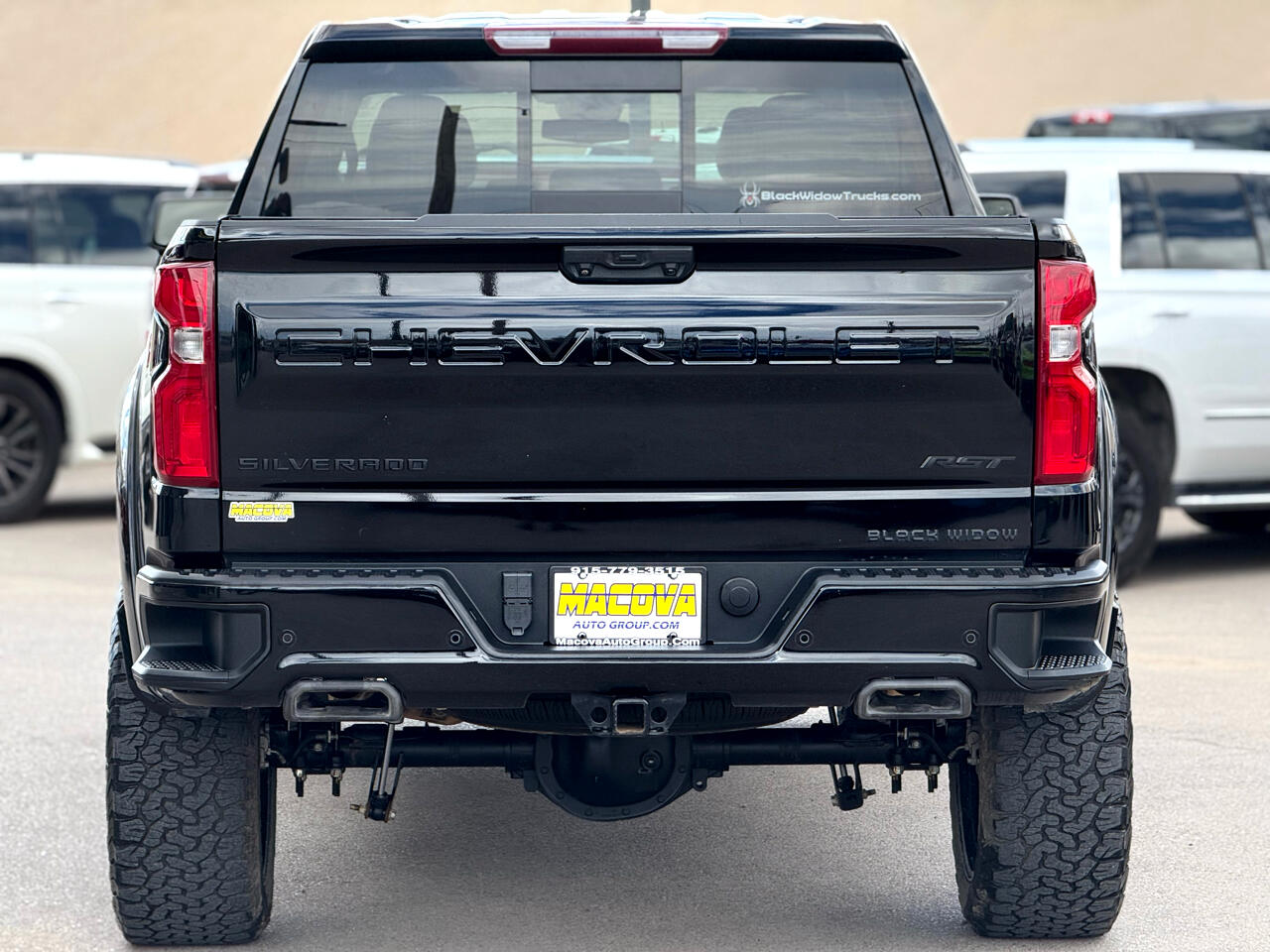 2023 Chevrolet Silverado 1500 RST photo 6