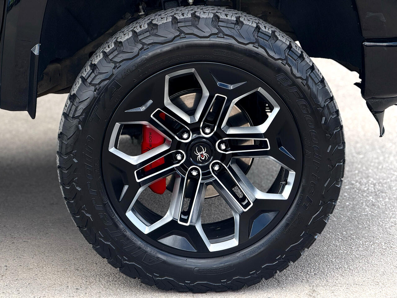 2023 Chevrolet Silverado 1500 RST photo 8