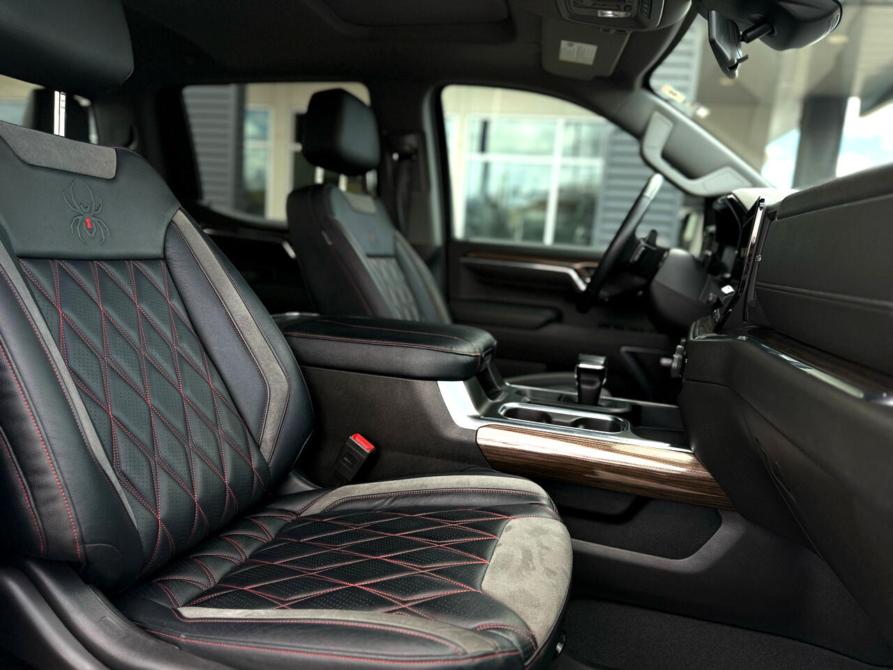 2023 Chevrolet Silverado 1500 RST photo 13