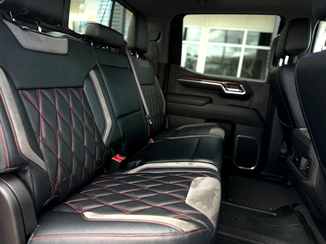 2023 Chevrolet Silverado 1500 RST photo 15