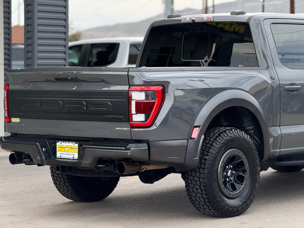 Ford F-150 Raptor 4WD SuperCrew 5.5' Box 2021 Ford F-150 Raptor 4WD SuperCrew 5.5' Box 2021