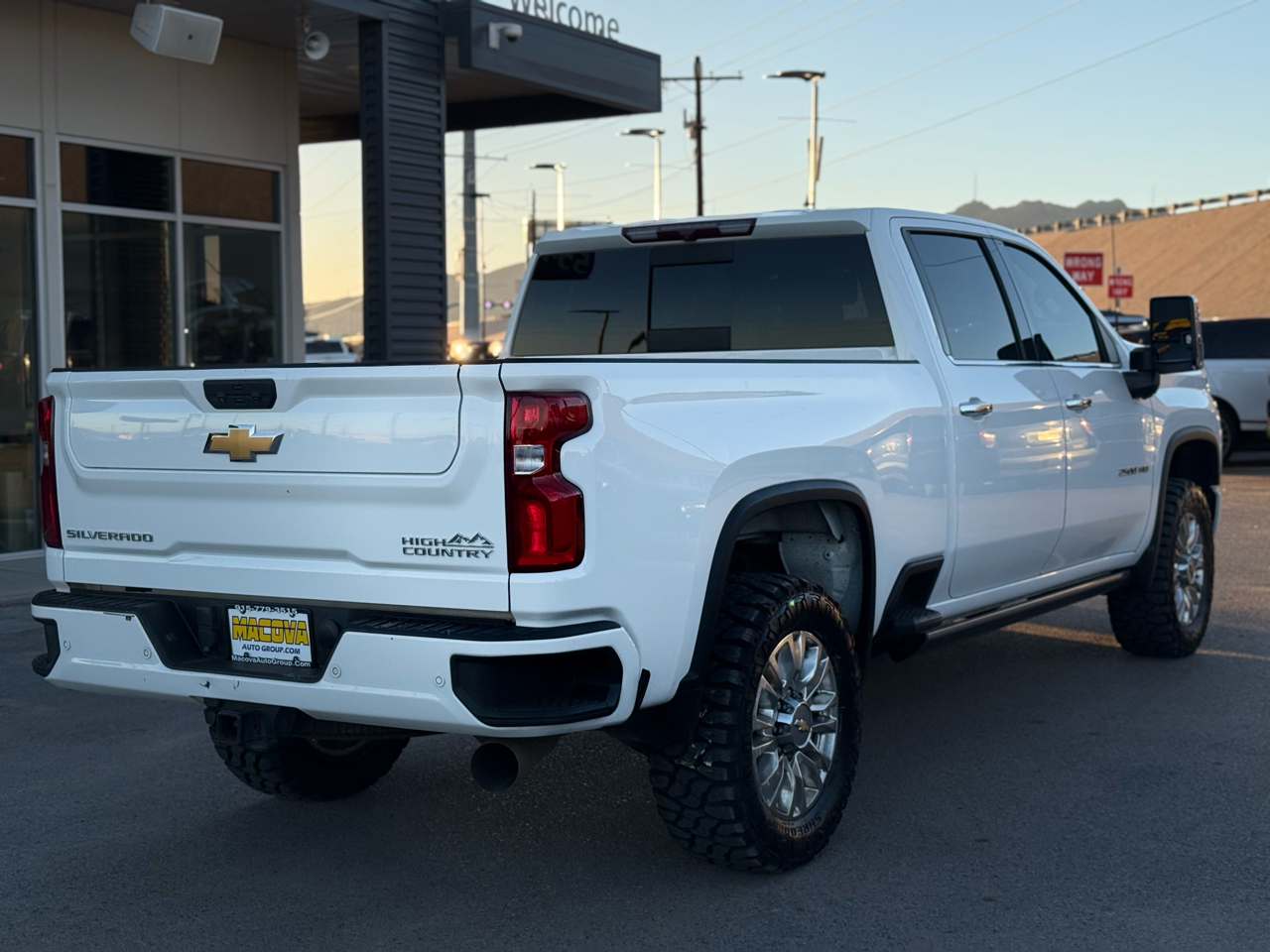 Chevrolet Silverado 2500HD 4WD Crew Cab 159" High Country 2022 Chevrolet Silverado 2500HD 4WD Crew Cab 159" High Country 2022
