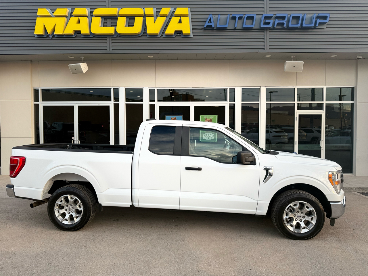 Ford F-150 XLT 2WD SuperCab 8' Box 2022 Ford F-150 XLT 2WD SuperCab 8' Box 2022