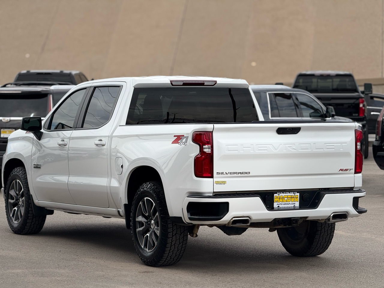 Chevrolet Silverado 1500 LTD 4WD Crew Cab 147" RST 2022 Chevrolet Silverado 1500 LTD 4WD Crew Cab 147" RST 2022