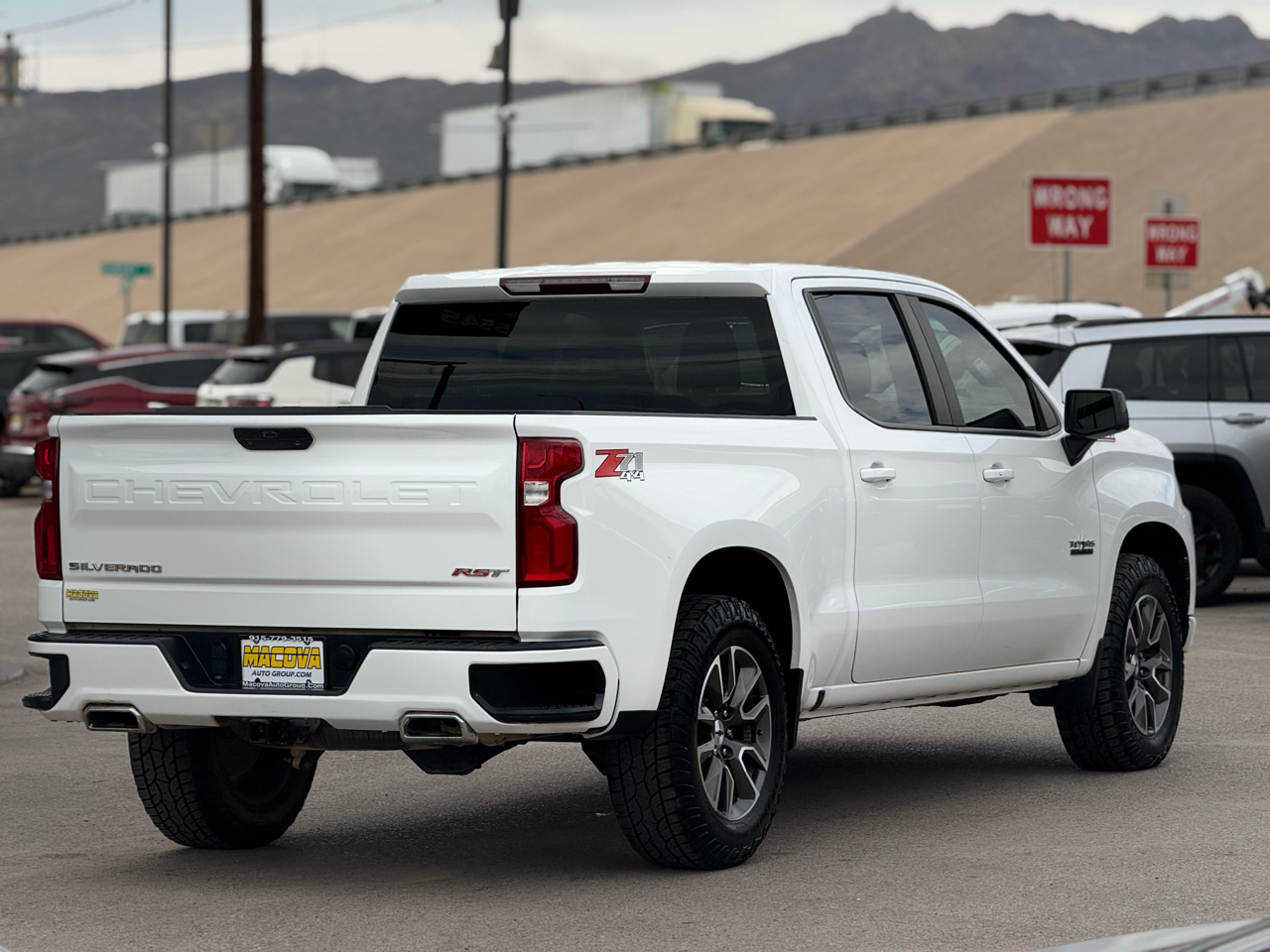Chevrolet Silverado 1500 LTD 4WD Crew Cab 147" RST 2022 Chevrolet Silverado 1500 LTD 4WD Crew Cab 147" RST 2022