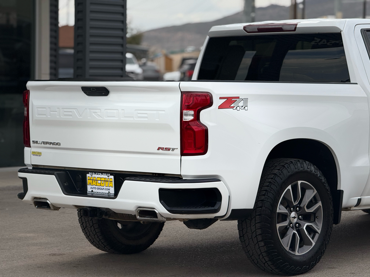 Chevrolet Silverado 1500 LTD 4WD Crew Cab 147" RST 2022 Chevrolet Silverado 1500 LTD 4WD Crew Cab 147" RST 2022