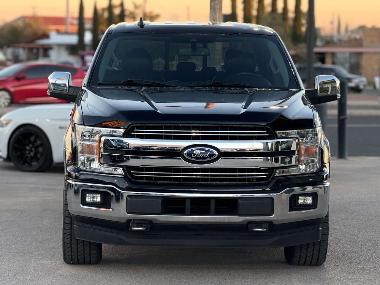 Ford F-150 Lariat 4WD SuperCrew 5.5' Box 2019 Ford F-150 Lariat 4WD SuperCrew 5.5' Box 2019