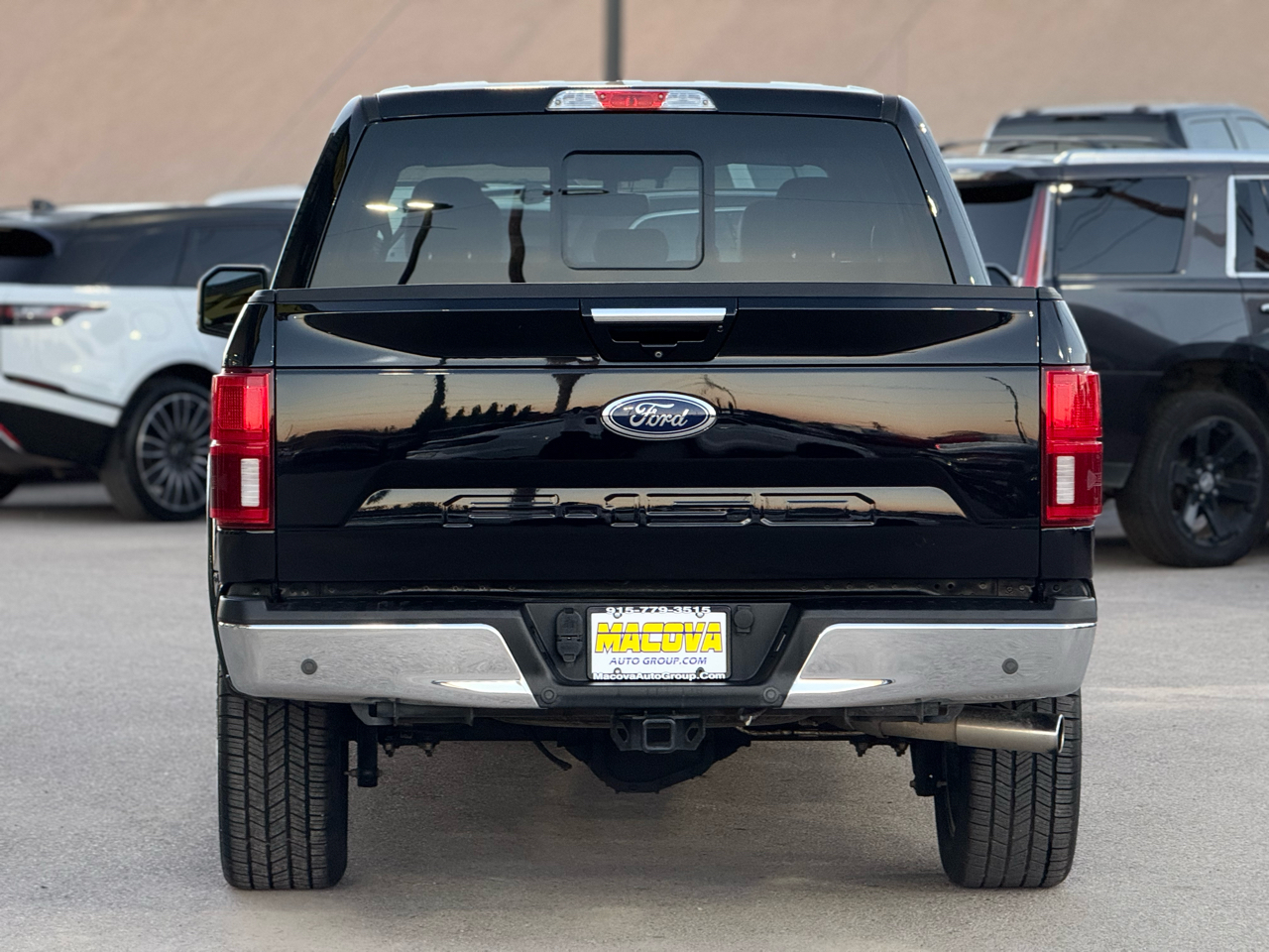 Ford F-150 Lariat 4WD SuperCrew 5.5' Box 2019 Ford F-150 Lariat 4WD SuperCrew 5.5' Box 2019