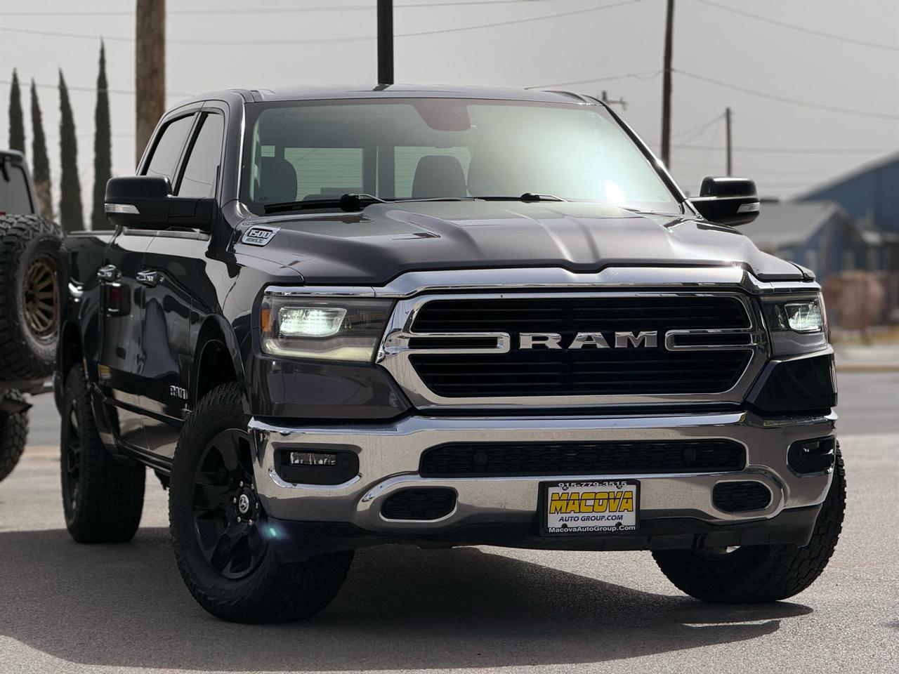 RAM 1500 Big Horn/Lone Star 4x4 Crew Cab 5'7" Box 2019