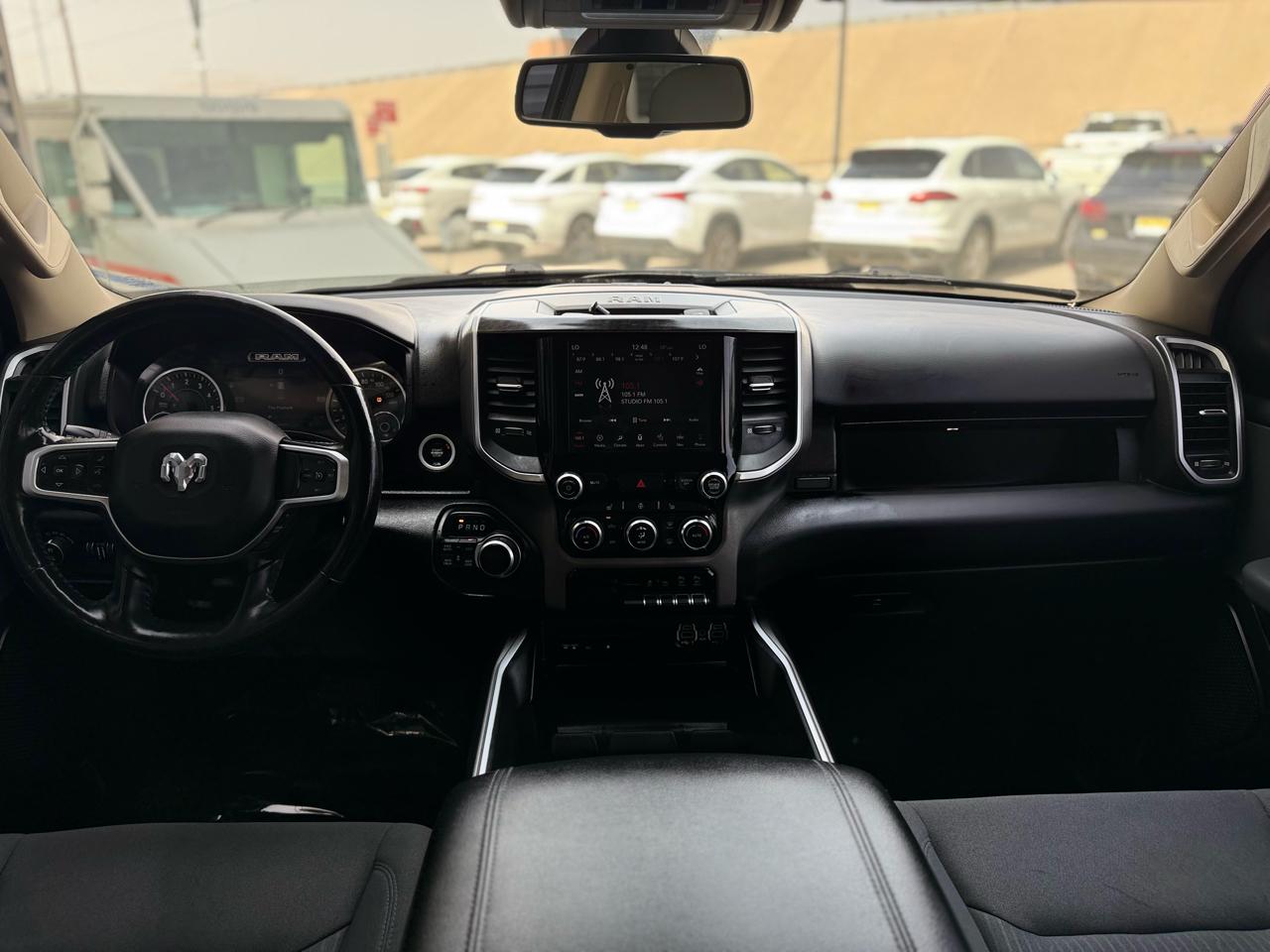 RAM 1500 Big Horn/Lone Star 4x4 Crew Cab 5'7" Box 2019