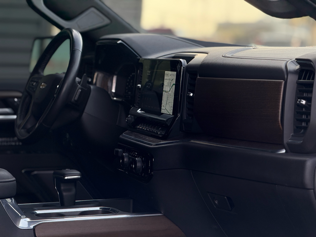 Chevrolet Silverado 1500 4WD Crew Cab 147" High Country 2022