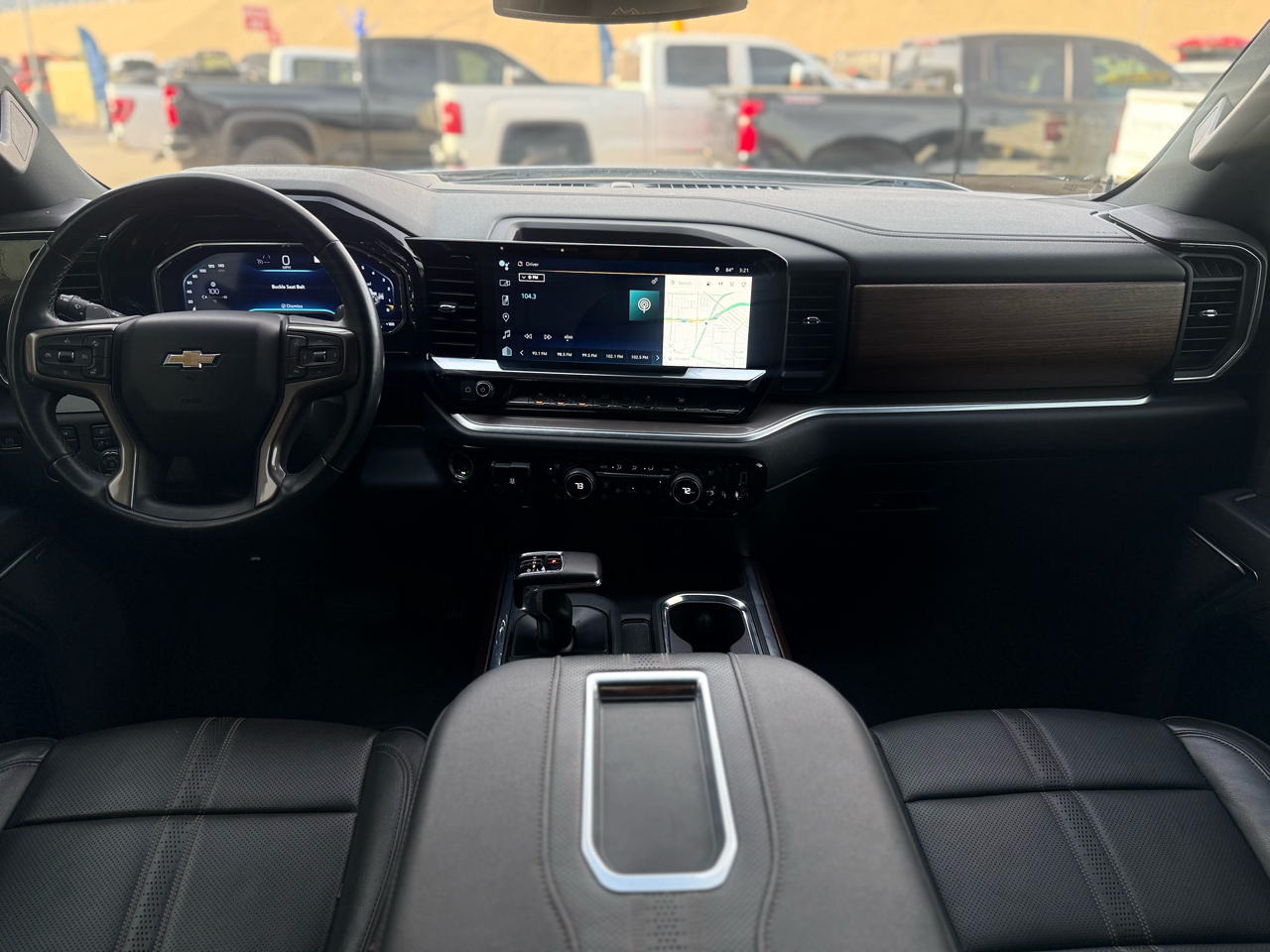 Chevrolet Silverado 1500 4WD Crew Cab 147" High Country 2022