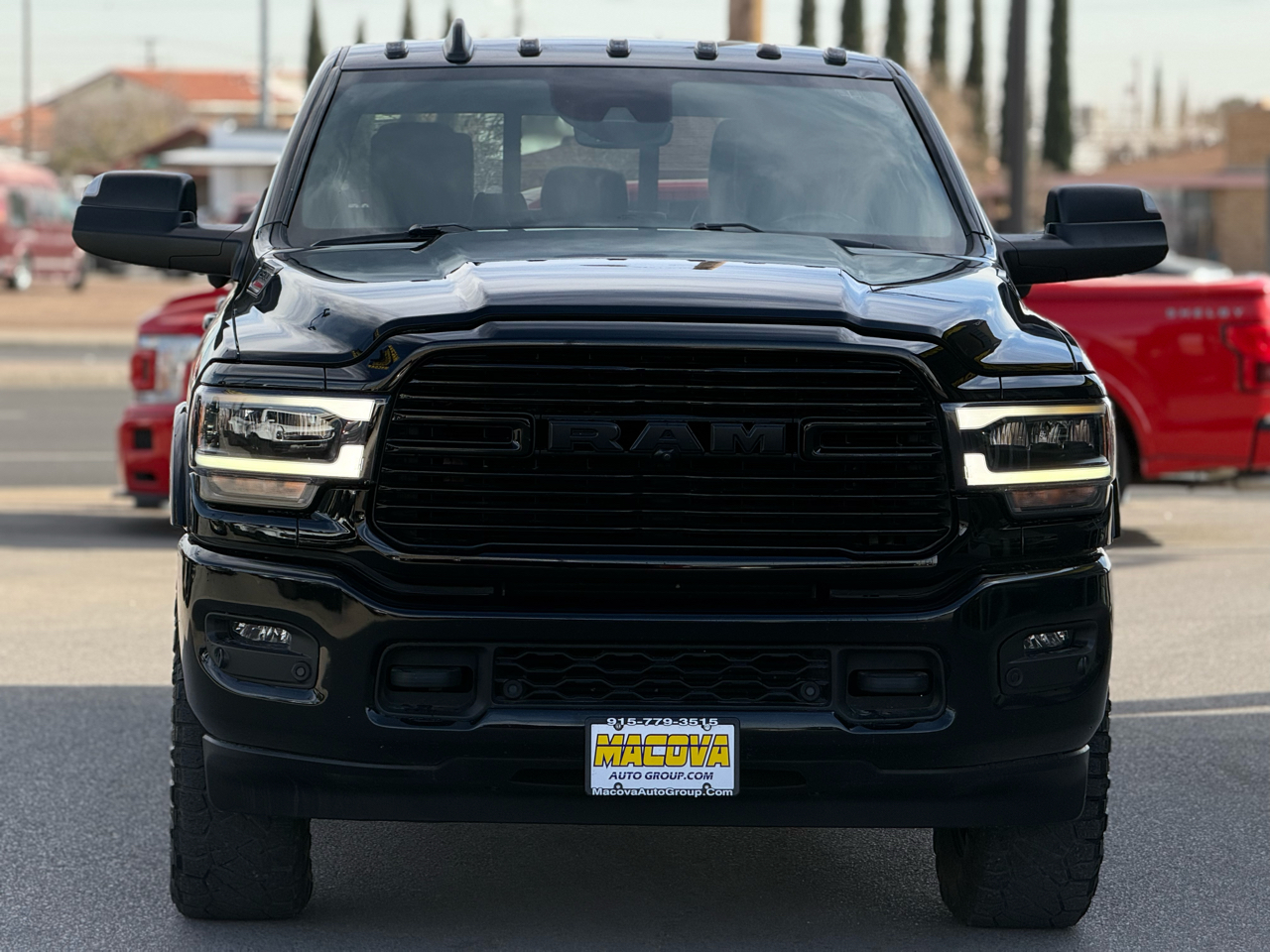 RAM 2500 Laramie 4x4 Mega Cab 6'4" Box 2020