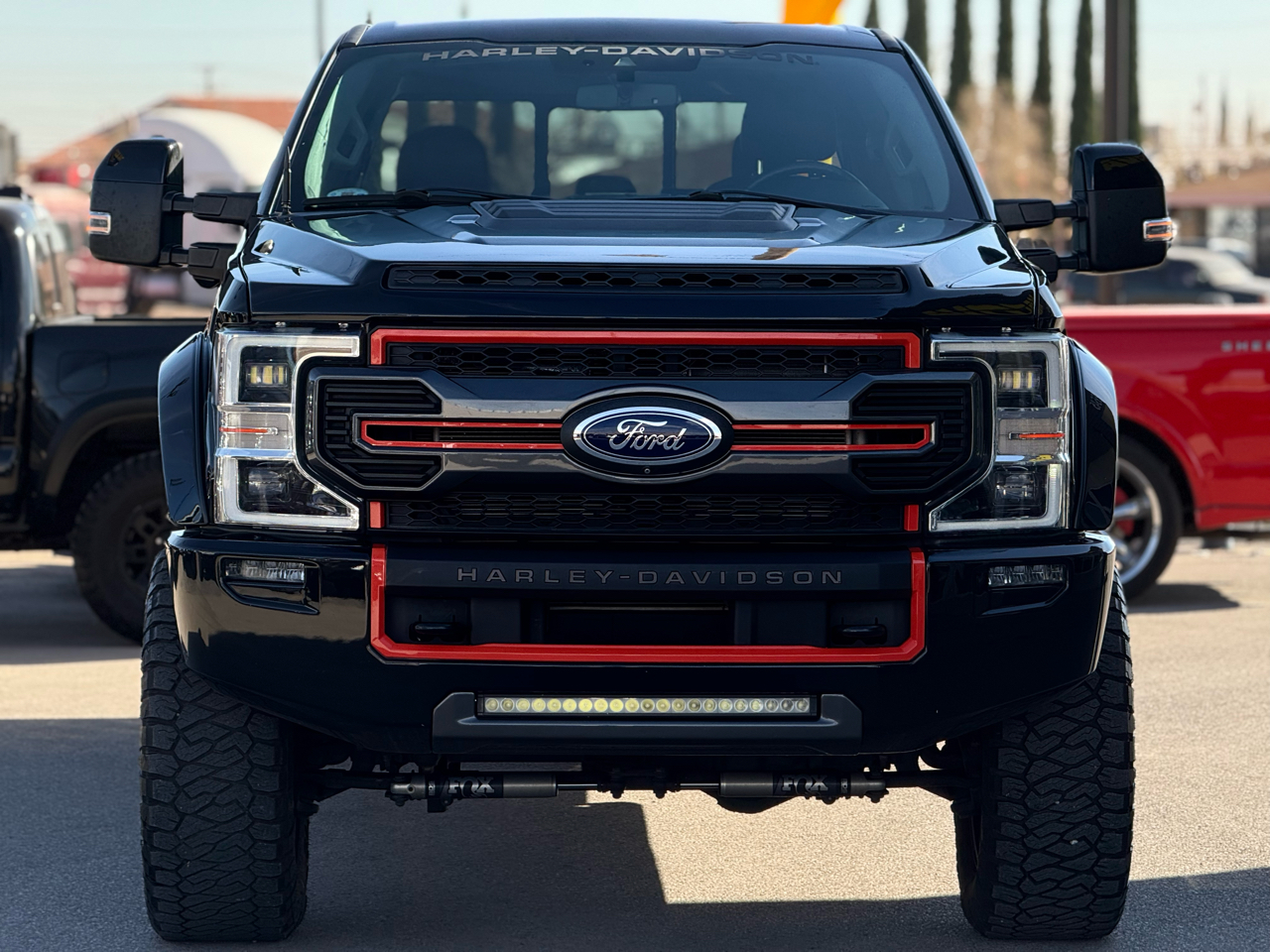 Ford Super Duty F-250 SRW Lariat 4WD Crew Cab 8' Box 2021