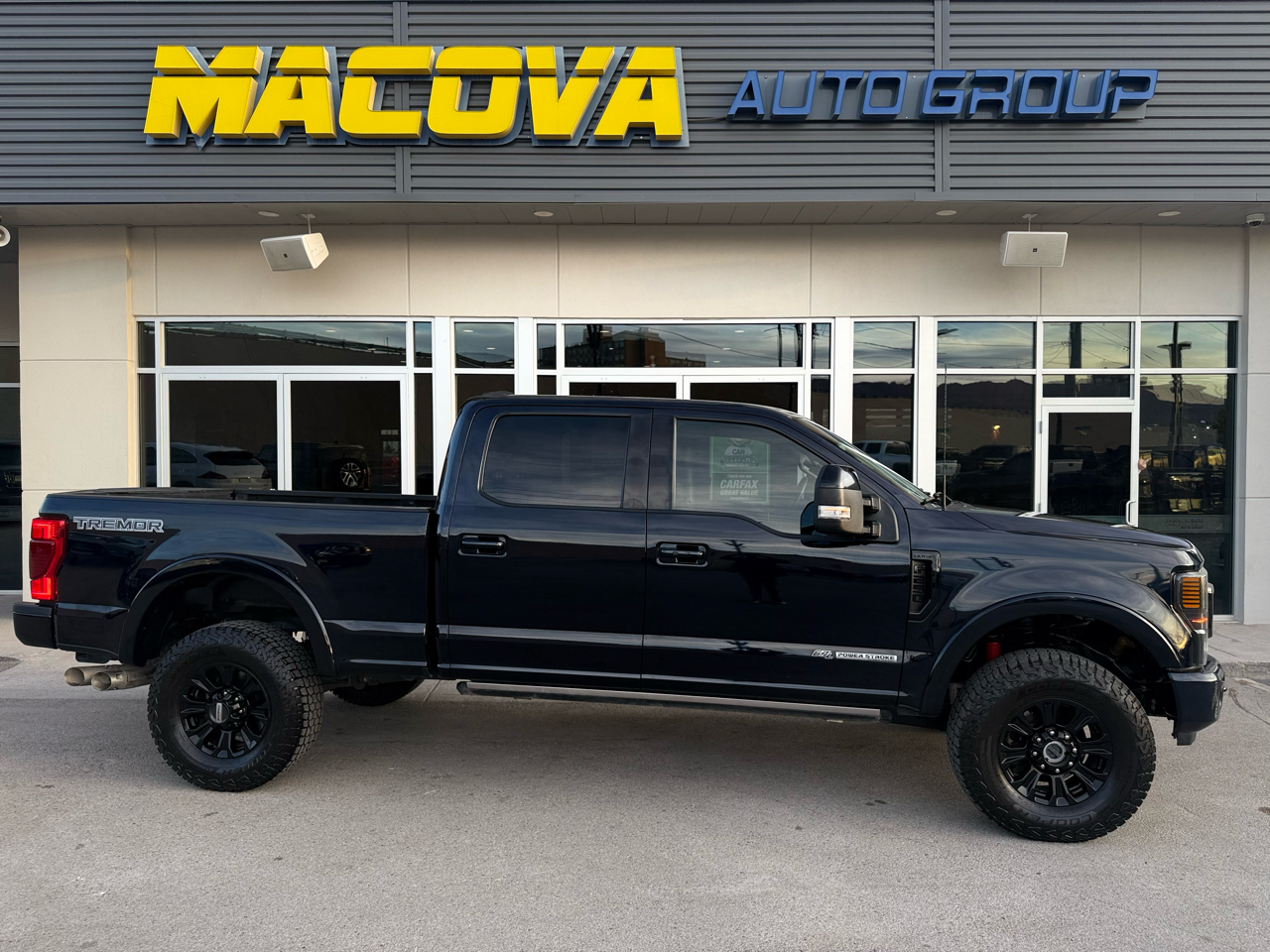 2021 Ford Super Duty F-250 SRW LARIAT 4WD Crew Cab 8' Box