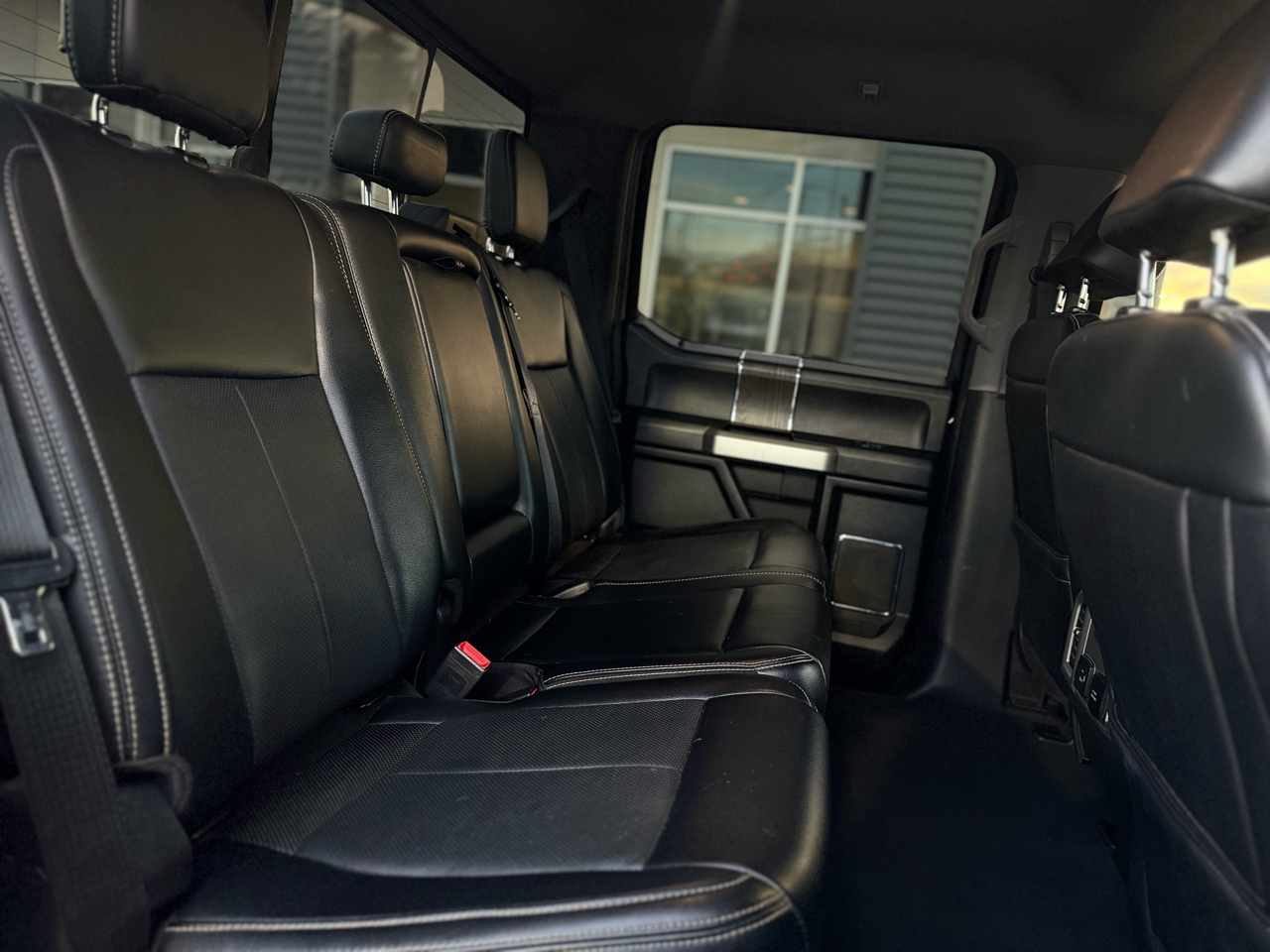 Ford Super Duty F-250 SRW Lariat 4WD Crew Cab 8' Box 2021