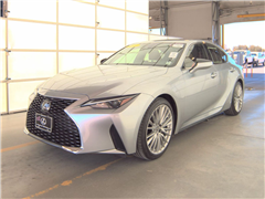 2022 Lexus IS 