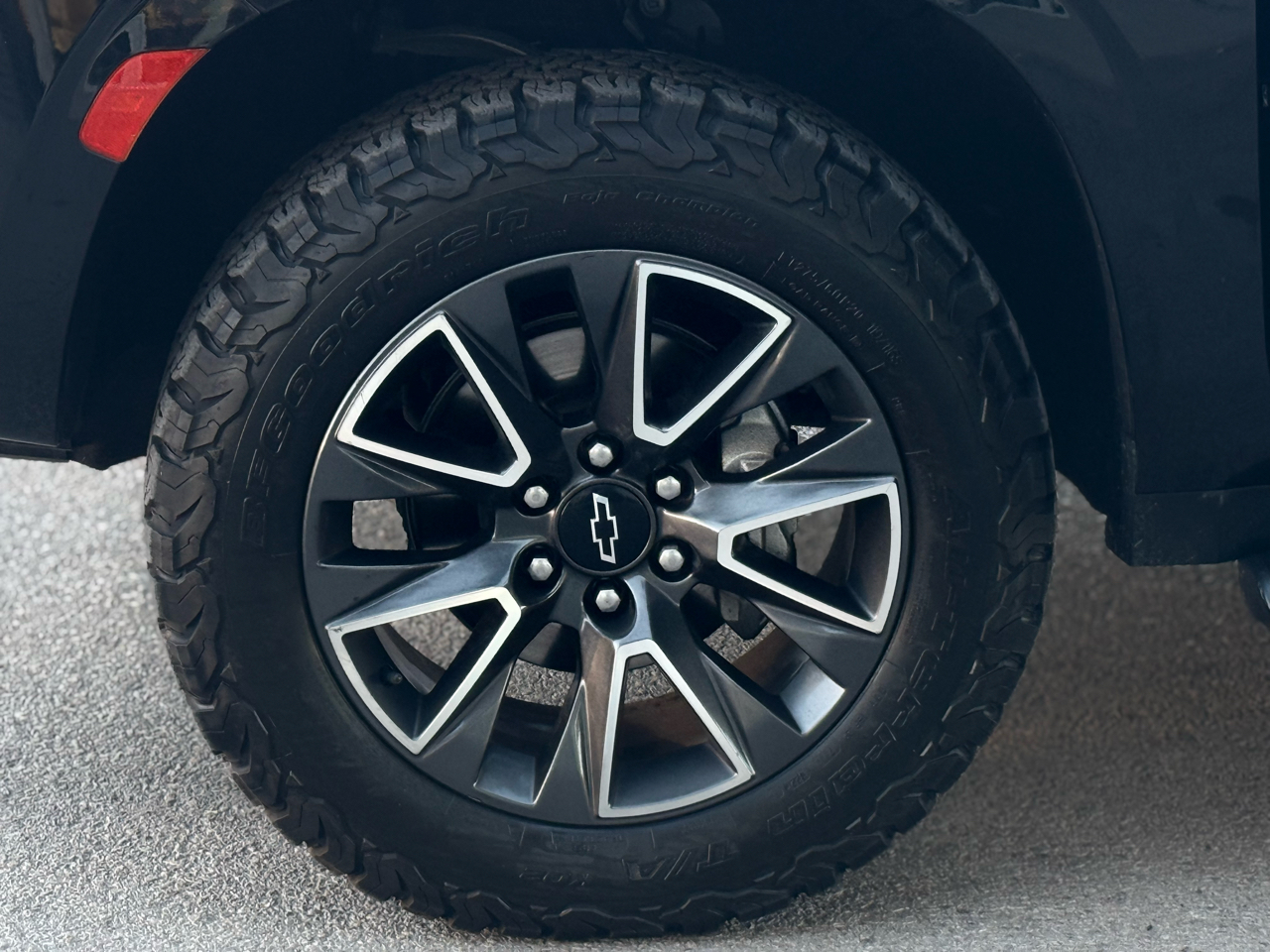 Chevrolet Tahoe 4WD 4dr Z71 2021