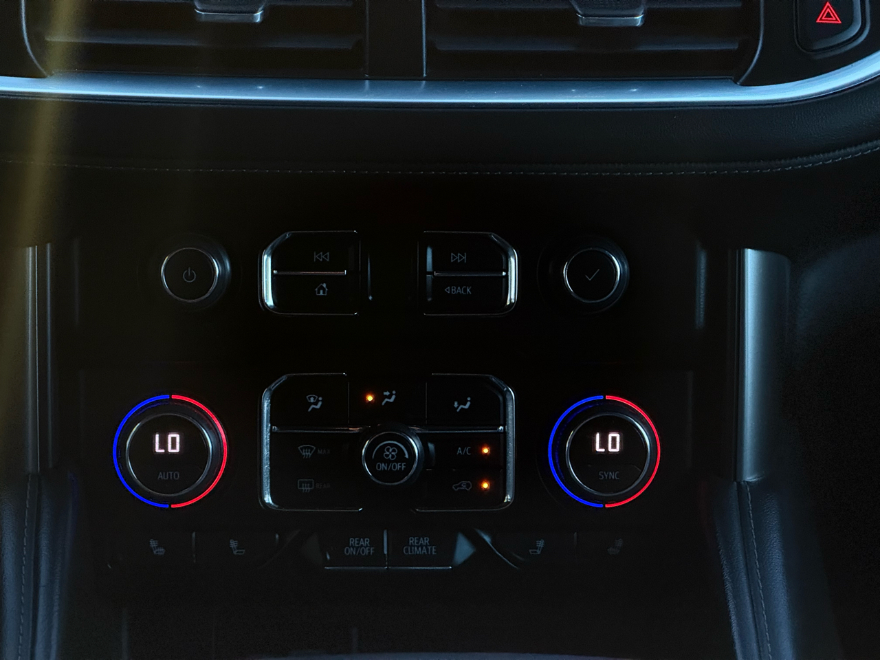 Chevrolet Tahoe 4WD 4dr Z71 2021