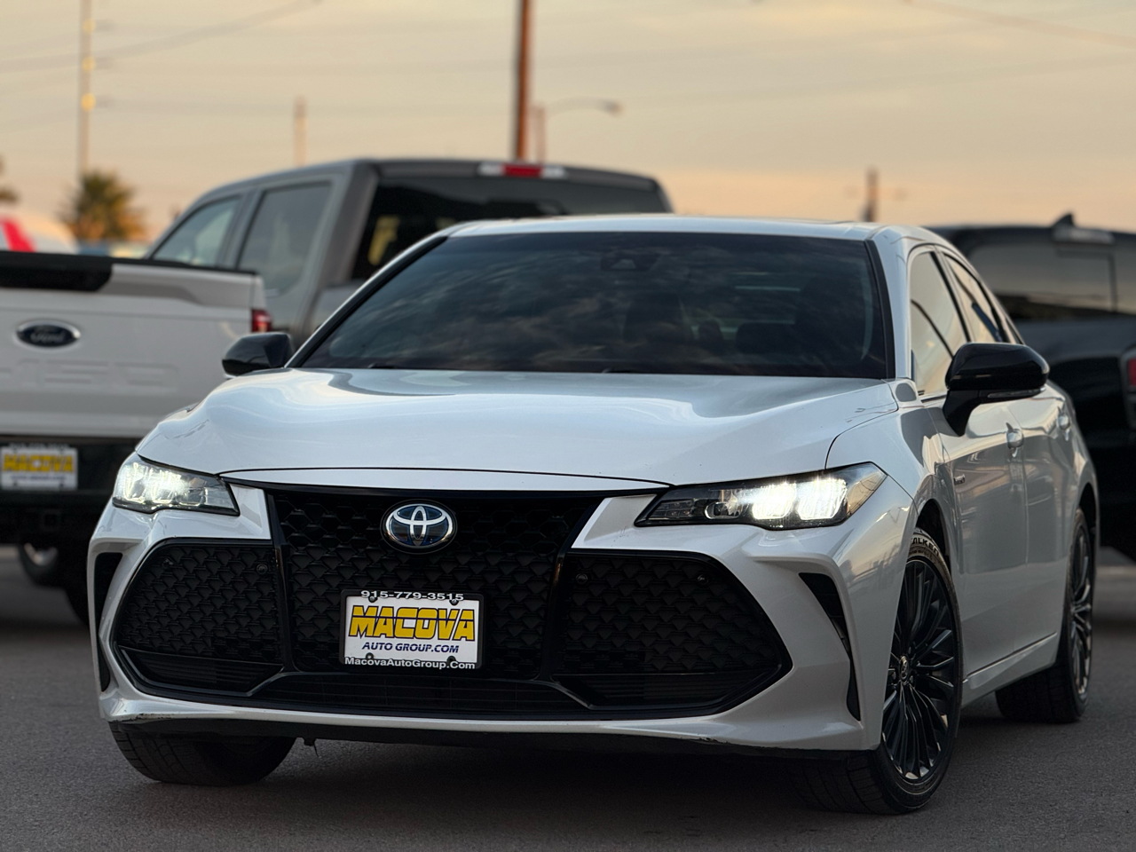 Toyota Avalon Hybrid XSE FWD (Natl) 2021