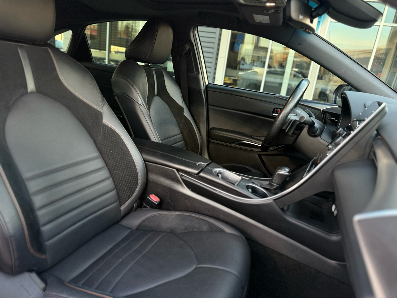 Toyota Avalon Hybrid XSE FWD (Natl) 2021