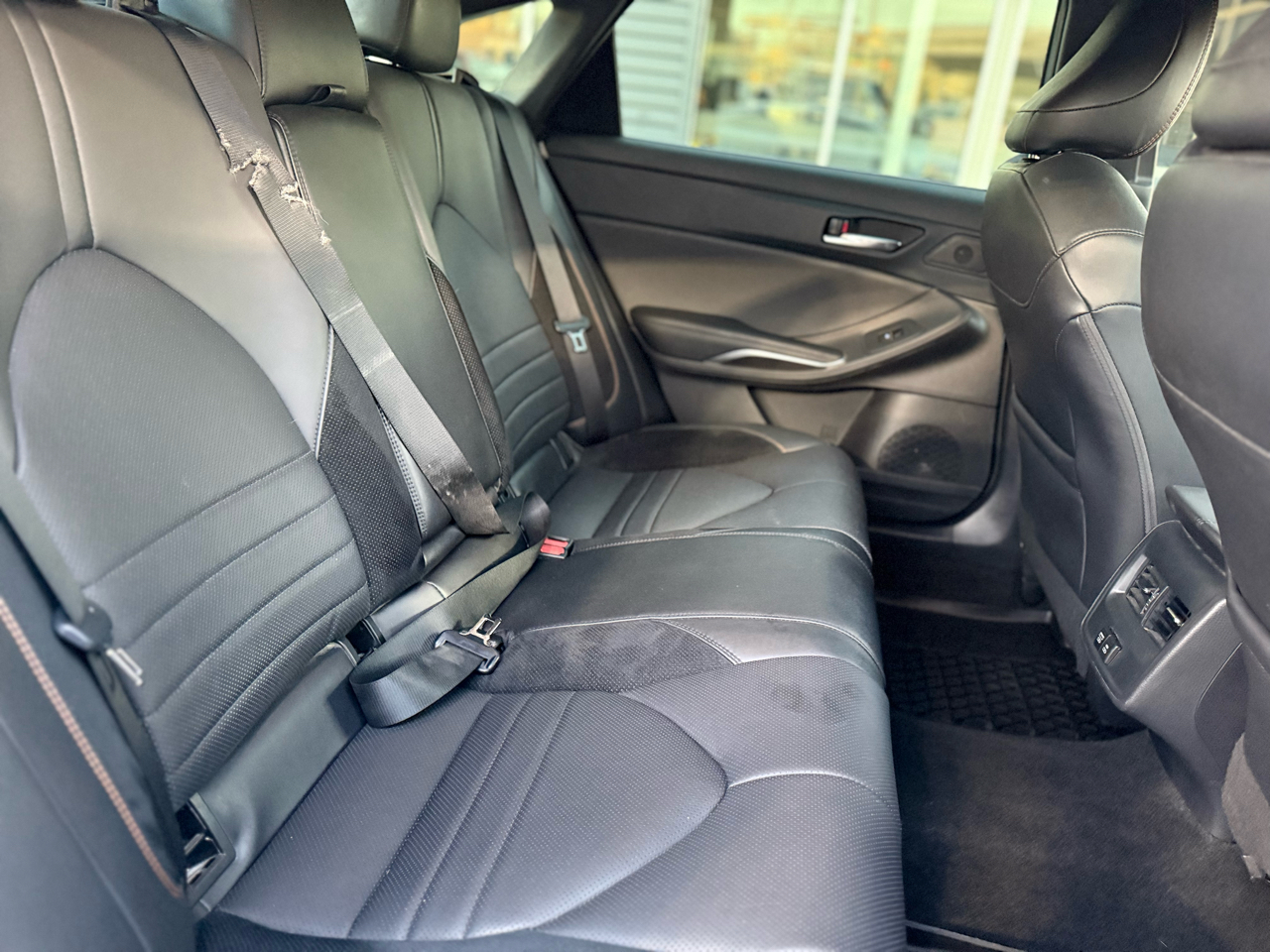 Toyota Avalon Hybrid XSE FWD (Natl) 2021