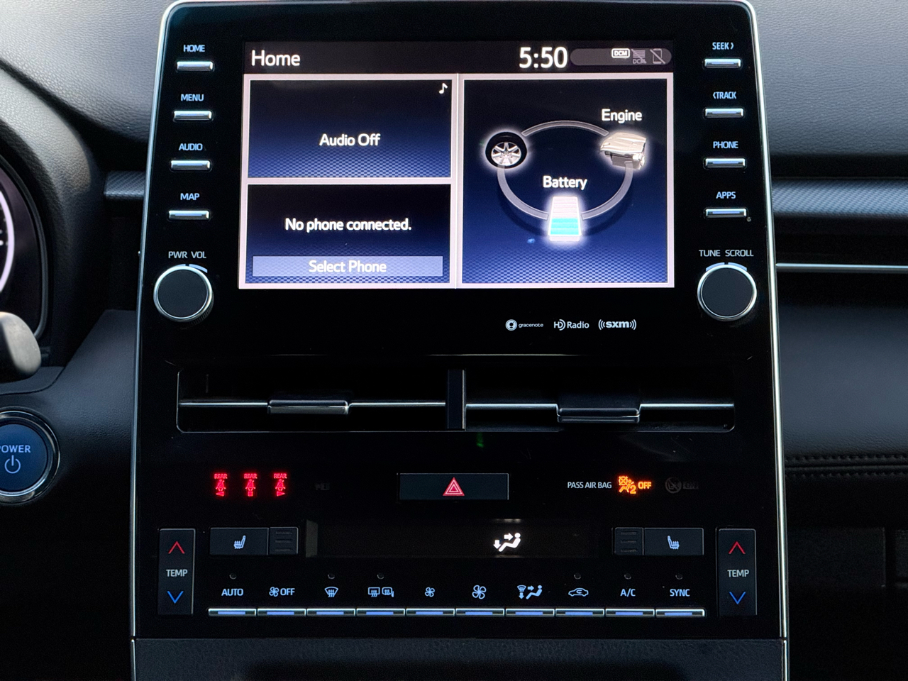 Toyota Avalon Hybrid XSE FWD (Natl) 2021