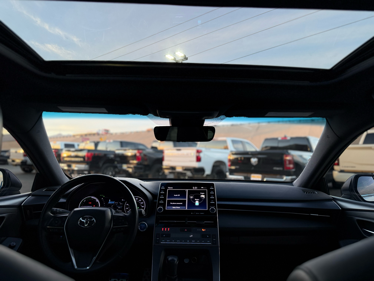 Toyota Avalon Hybrid XSE FWD (Natl) 2021