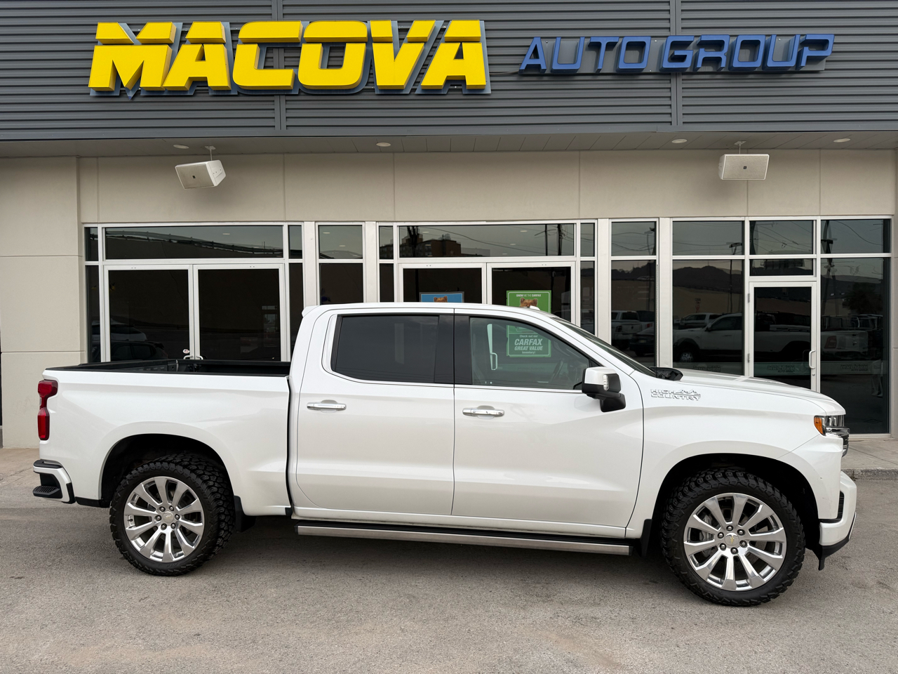 2021 Chevrolet Silverado 1500 4WD Crew Cab 147" High Country